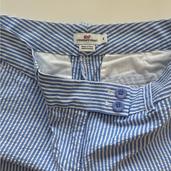Vineyard Vines Women’s Striped Seersucker Shorts Size 4 Blue White - Picture 2 of 8